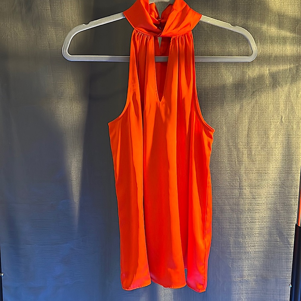 Womens business style blouse never been worn